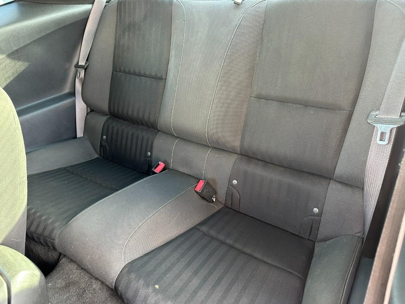 Chevrolet Camaro Vehicle Full-screen Gallery Image 09