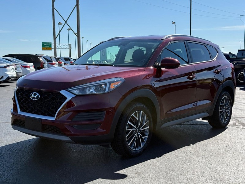 Hyundai Tucson Vehicle Full-screen Gallery Image 08