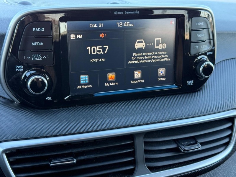 Hyundai Tucson Vehicle Full-screen Gallery Image 16