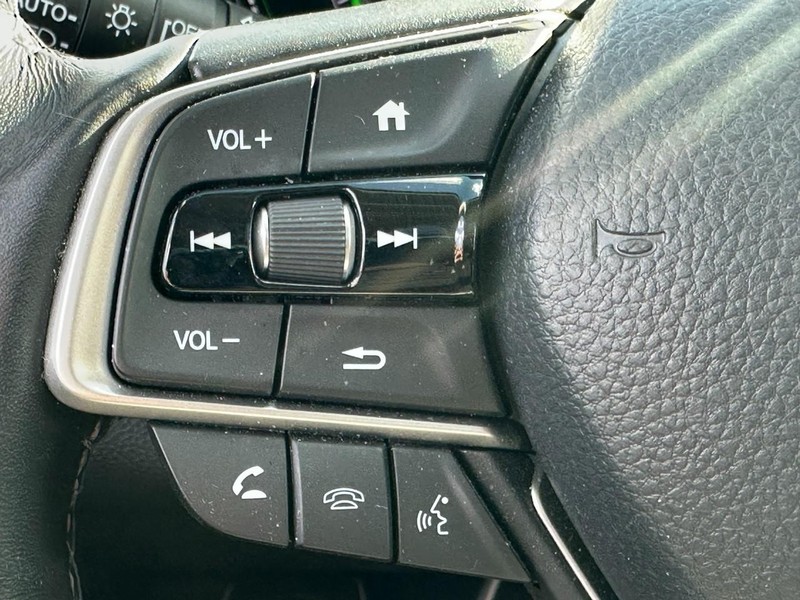 Honda Accord Hybrid Vehicle Full-screen Gallery Image 19