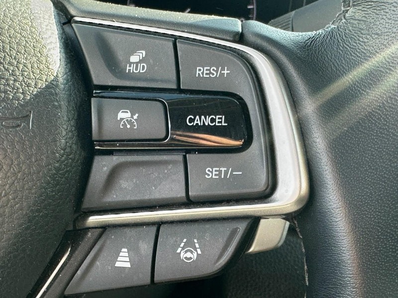 Honda Accord Hybrid Vehicle Full-screen Gallery Image 20