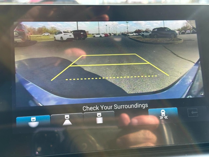 Honda Accord Hybrid Vehicle Full-screen Gallery Image 23