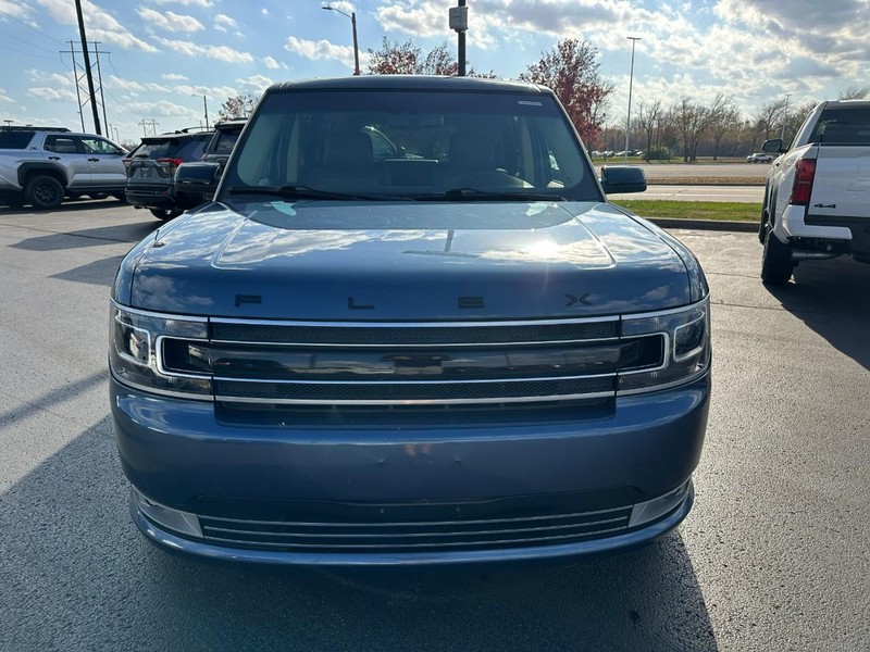 Ford Flex Vehicle Full-screen Gallery Image 09
