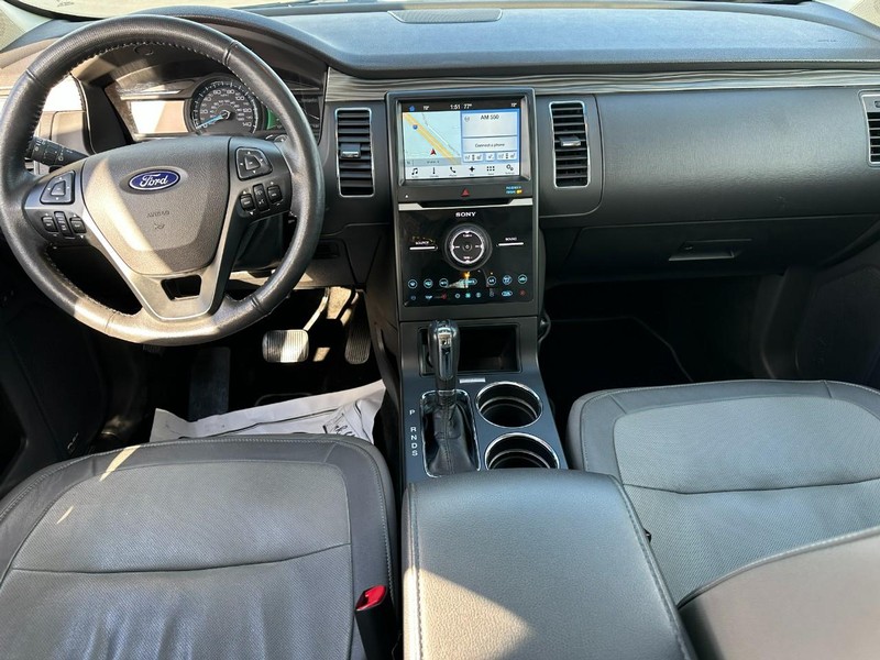 Ford Flex Vehicle Full-screen Gallery Image 13