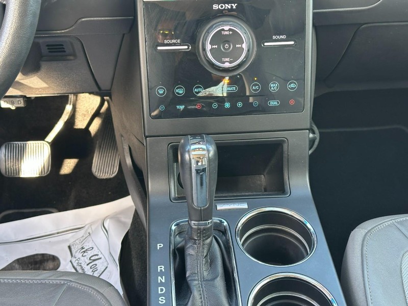 Ford Flex Vehicle Full-screen Gallery Image 16