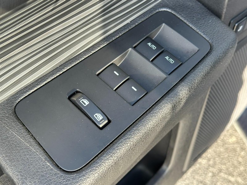 Ford Flex Vehicle Full-screen Gallery Image 18