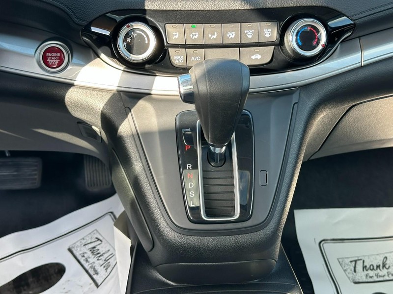 Honda CR-V Vehicle Full-screen Gallery Image 16