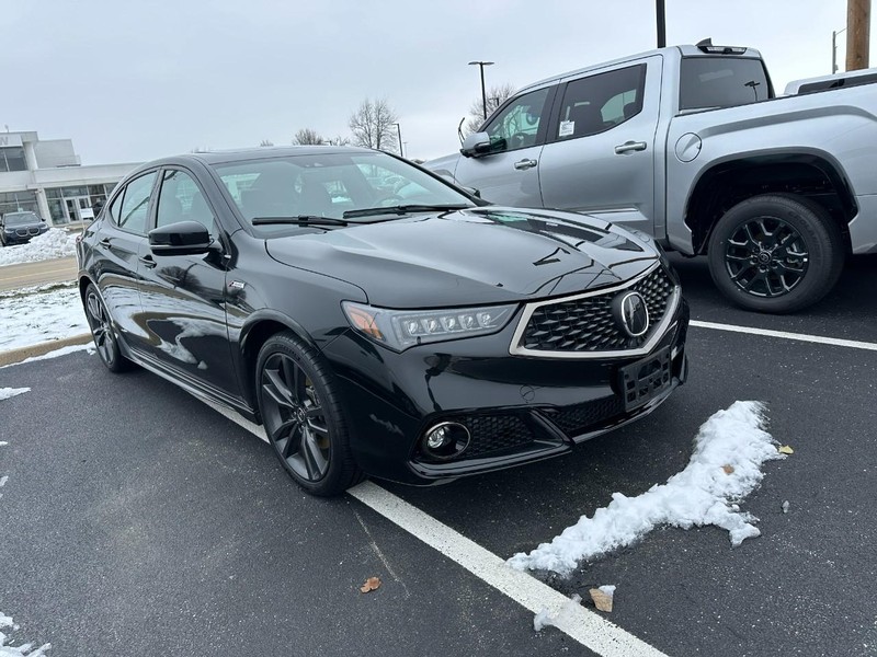 Acura TLX Vehicle Full-screen Gallery Image 02