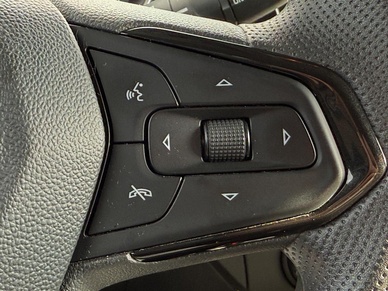 Chevrolet TrailBlazer Vehicle Full-screen Gallery Image 14