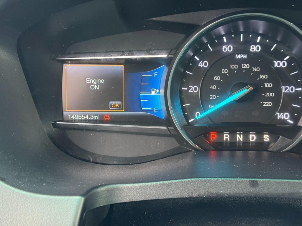 Ford Explorer Vehicle Full-screen Gallery Image 20