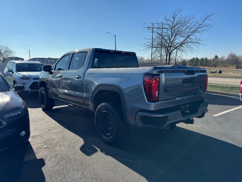 GMC Sierra 1500 Vehicle Full-screen Gallery Image 04