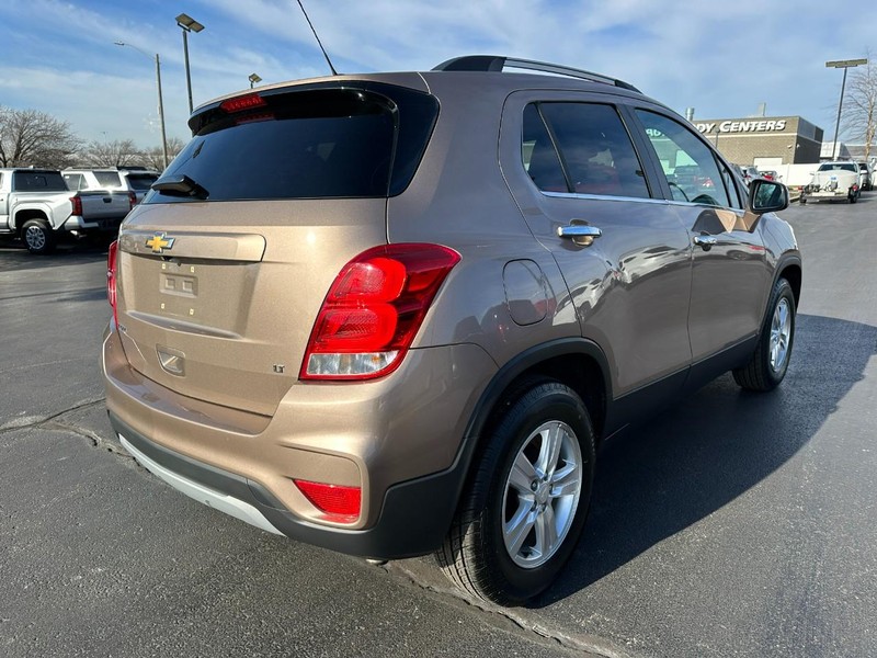 Chevrolet Trax Vehicle Full-screen Gallery Image 03