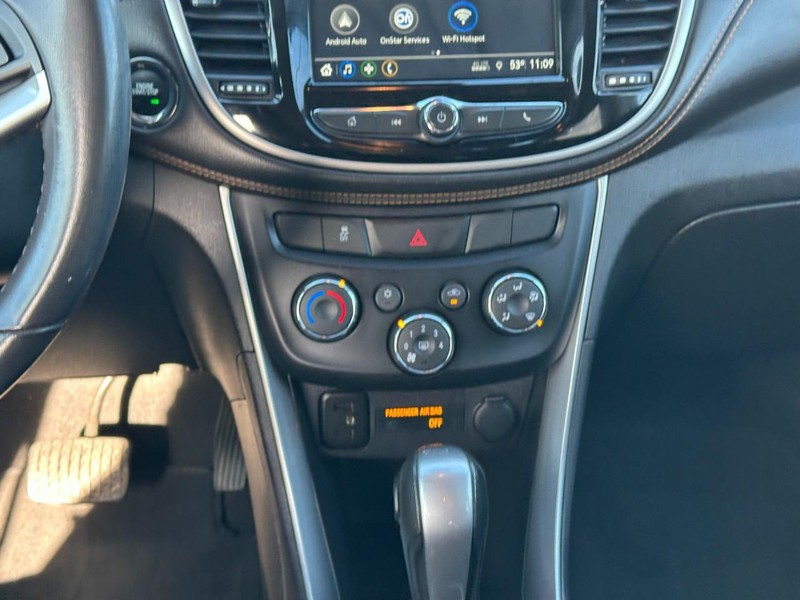 Chevrolet Trax Vehicle Full-screen Gallery Image 13