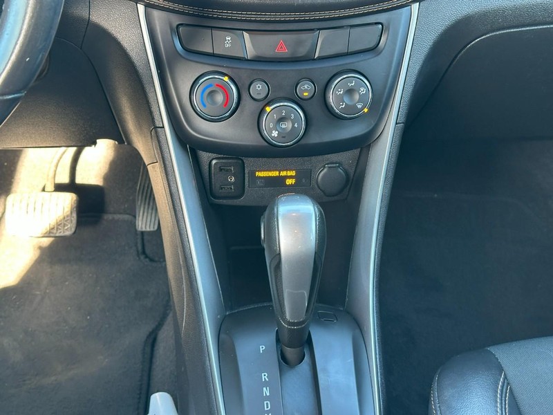 Chevrolet Trax Vehicle Full-screen Gallery Image 14