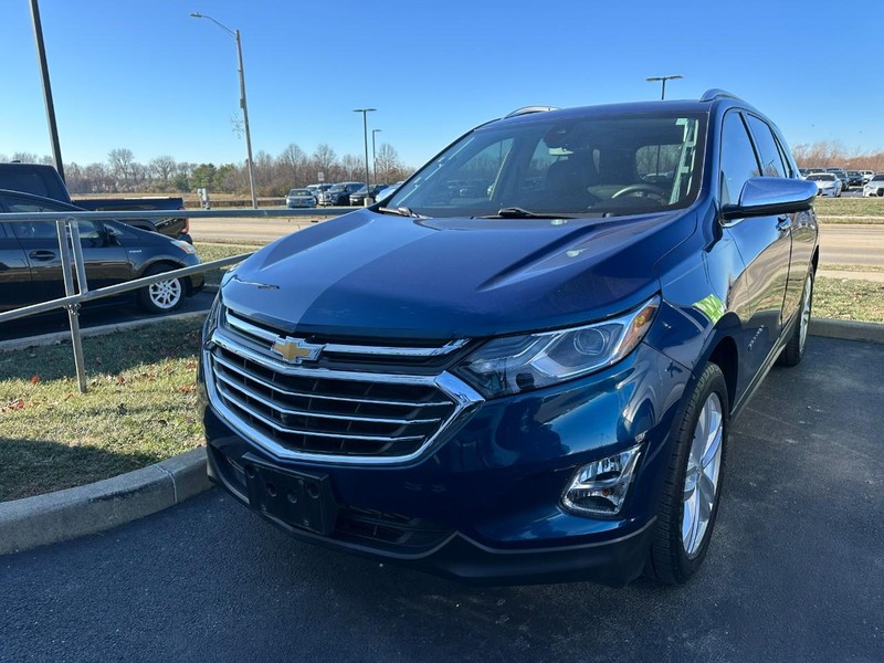 Chevrolet Equinox Vehicle Full-screen Gallery Image 02