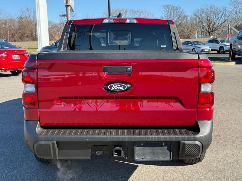 Ford Maverick Vehicle Full-screen Gallery Image 04