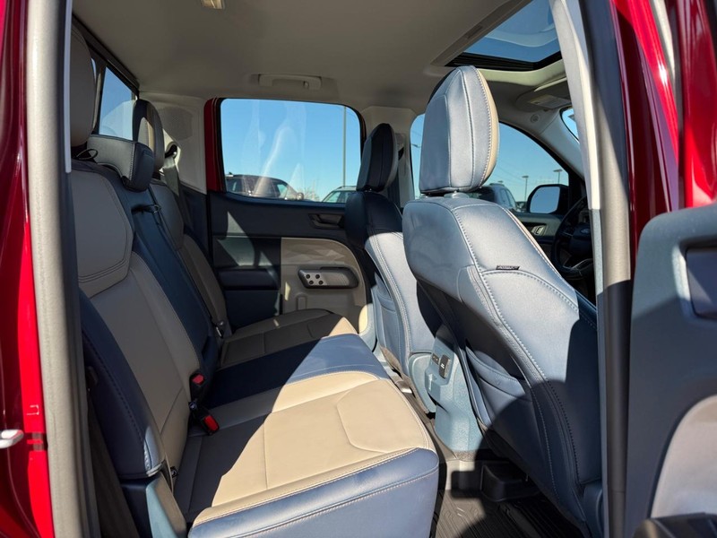 Ford Maverick Vehicle Full-screen Gallery Image 11