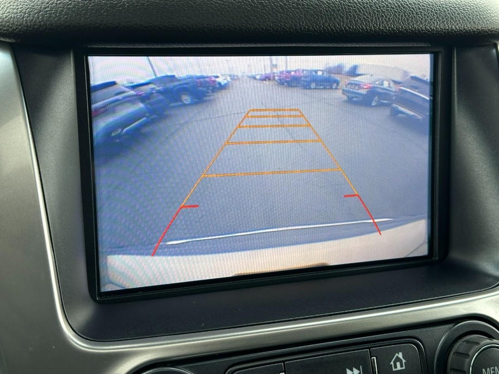 Chevrolet Tahoe Vehicle Full-screen Gallery Image 28