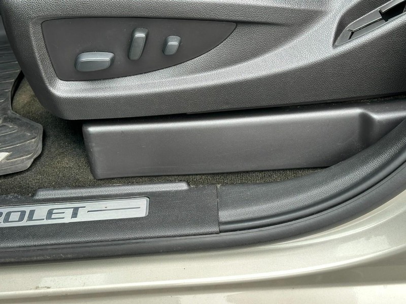 Chevrolet Tahoe Vehicle Full-screen Gallery Image 22