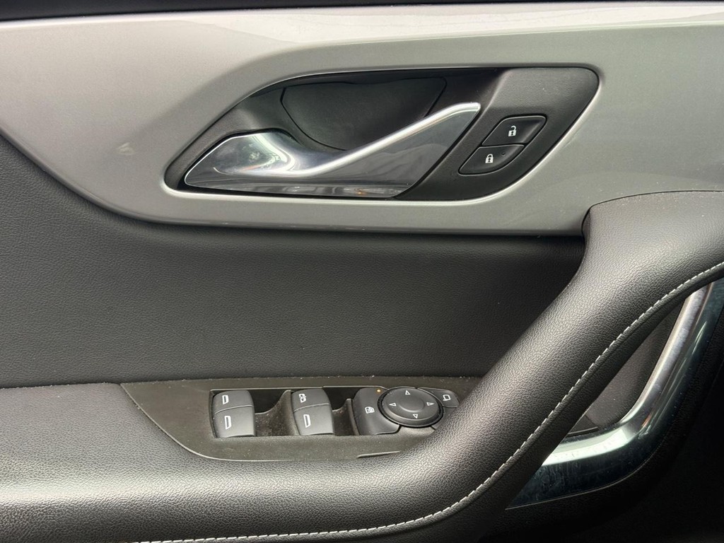 Chevrolet Blazer Vehicle Full-screen Gallery Image 23