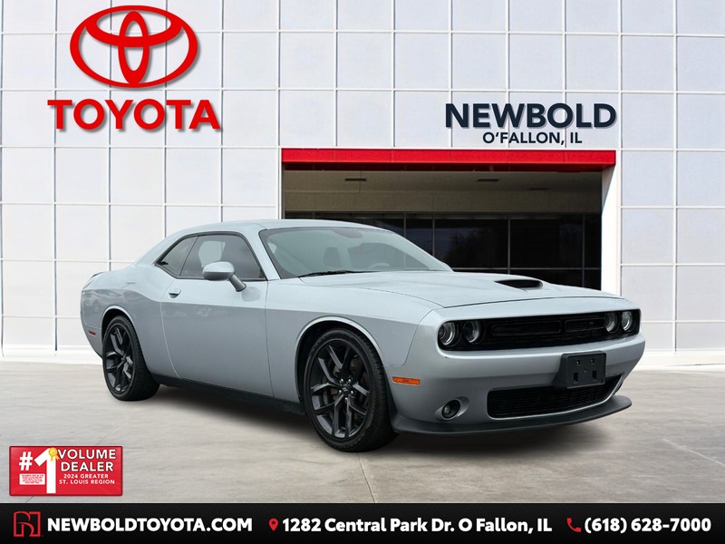 Dodge Challenger Vehicle Full-screen Gallery Image 01