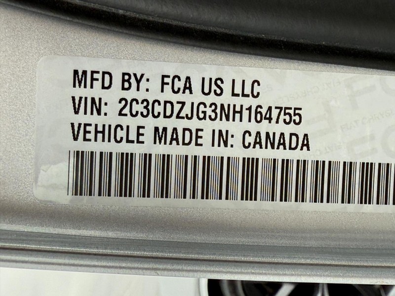 Dodge Challenger Vehicle Full-screen Gallery Image 28