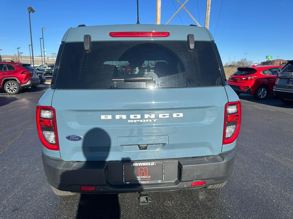 Ford Bronco Sport Vehicle Full-screen Gallery Image 04