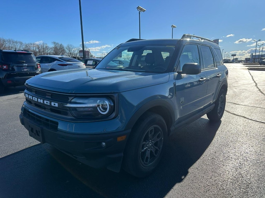 Ford Bronco Sport Vehicle Full-screen Gallery Image 08