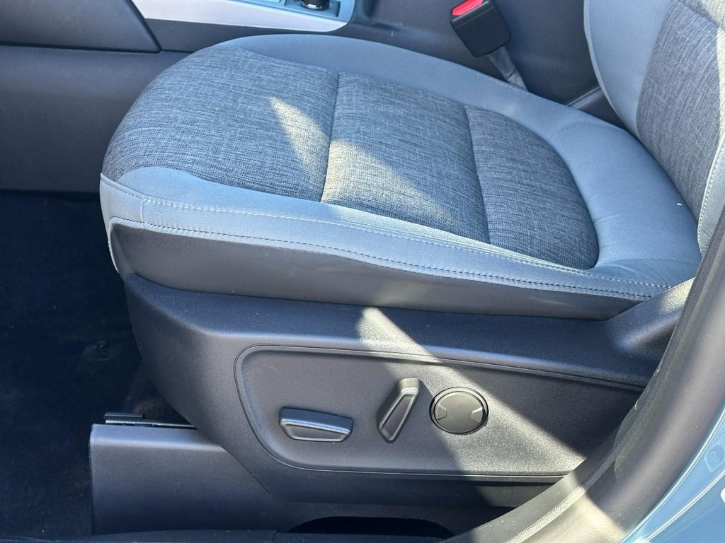 Ford Bronco Sport Vehicle Full-screen Gallery Image 17