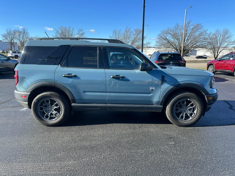 Ford Bronco Sport Vehicle Full-screen Gallery Image 02