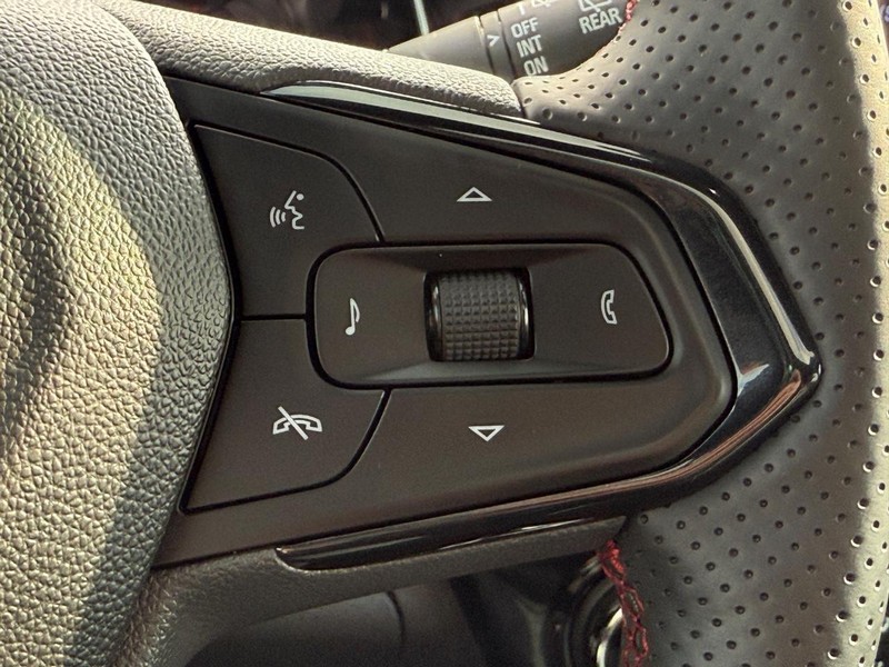 Chevrolet Trax Vehicle Full-screen Gallery Image 15