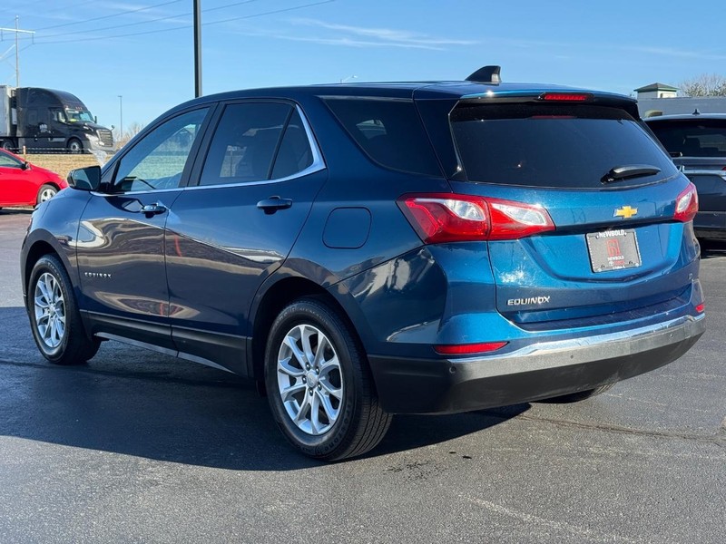 Chevrolet Equinox Vehicle Full-screen Gallery Image 05