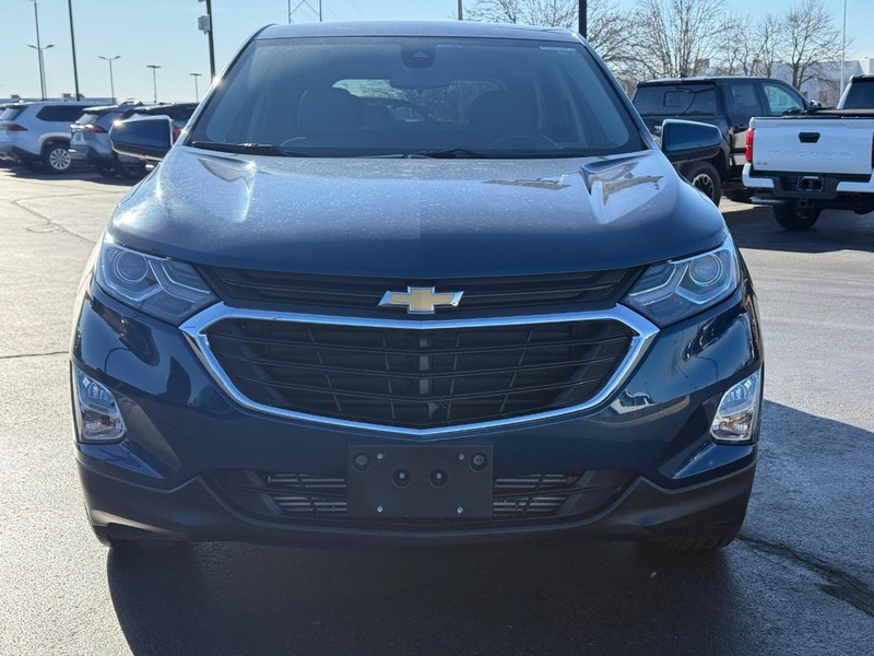 Chevrolet Equinox Vehicle Full-screen Gallery Image 08