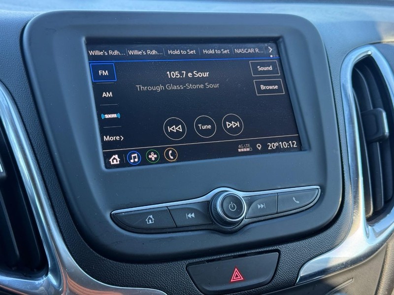 Chevrolet Equinox Vehicle Full-screen Gallery Image 15