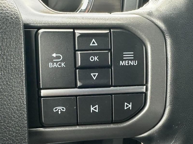 Ford F-150 Vehicle Full-screen Gallery Image 20