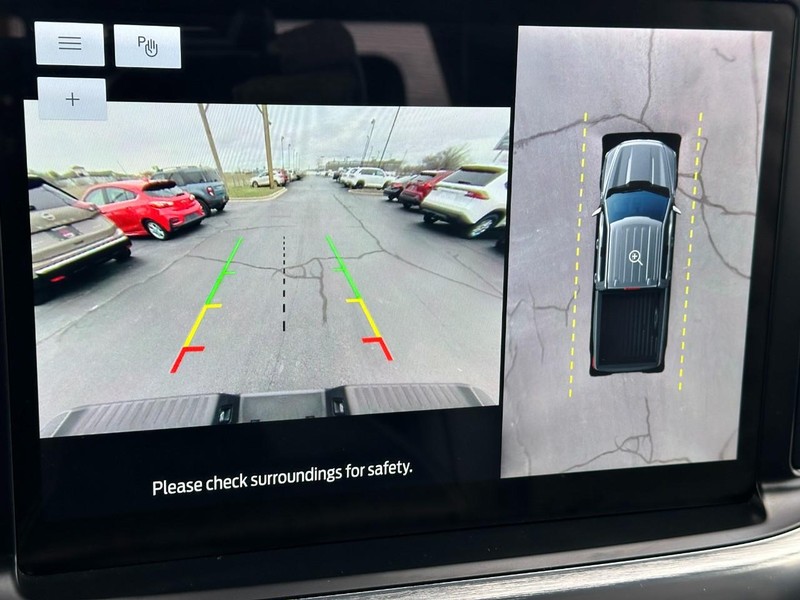 Ford F-150 Vehicle Full-screen Gallery Image 24