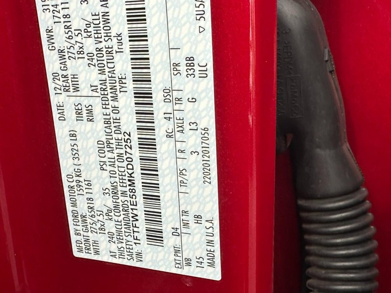 Ford F-150 Vehicle Full-screen Gallery Image 25