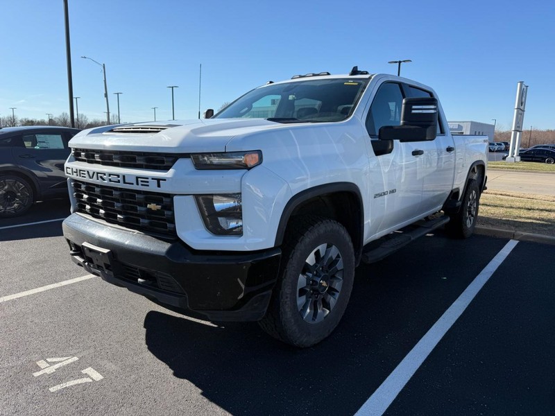 Chevrolet Silverado 2500HD Vehicle Full-screen Gallery Image 04