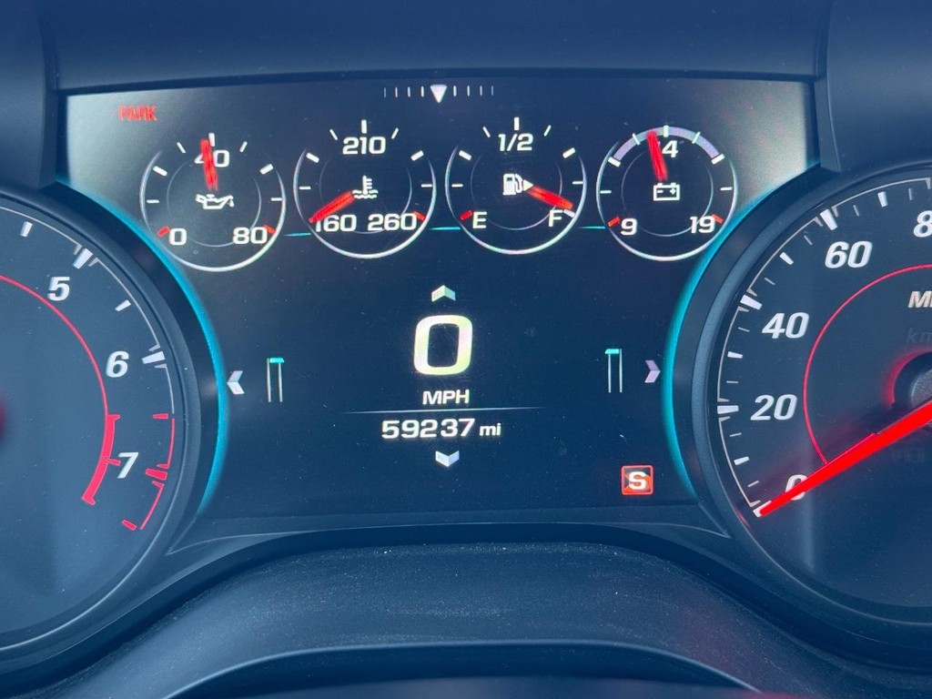 Chevrolet Camaro Vehicle Full-screen Gallery Image 23