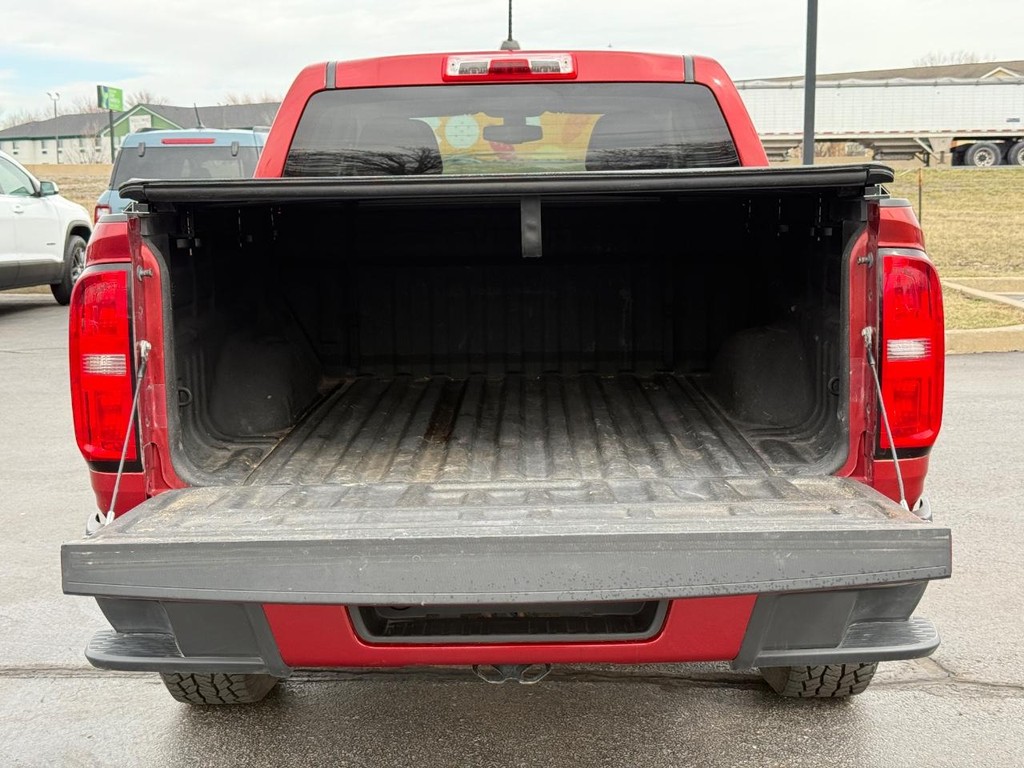 Chevrolet Colorado Vehicle Full-screen Gallery Image 06
