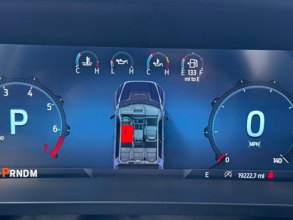 Ford F-150 Vehicle Full-screen Gallery Image 25