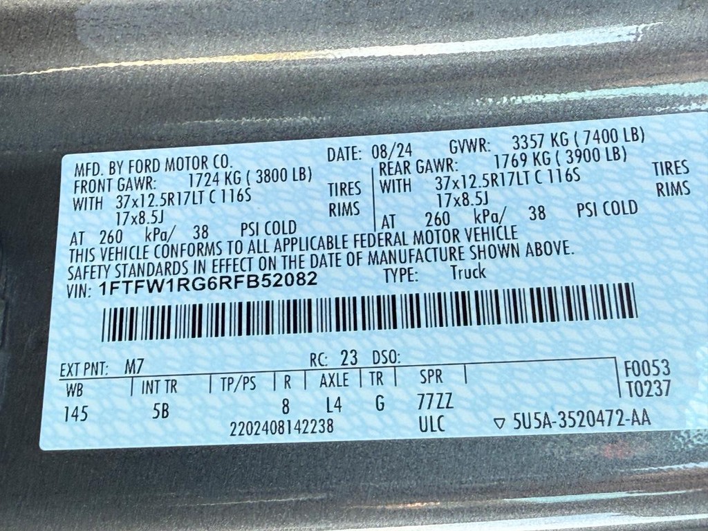 Ford F-150 Vehicle Full-screen Gallery Image 30