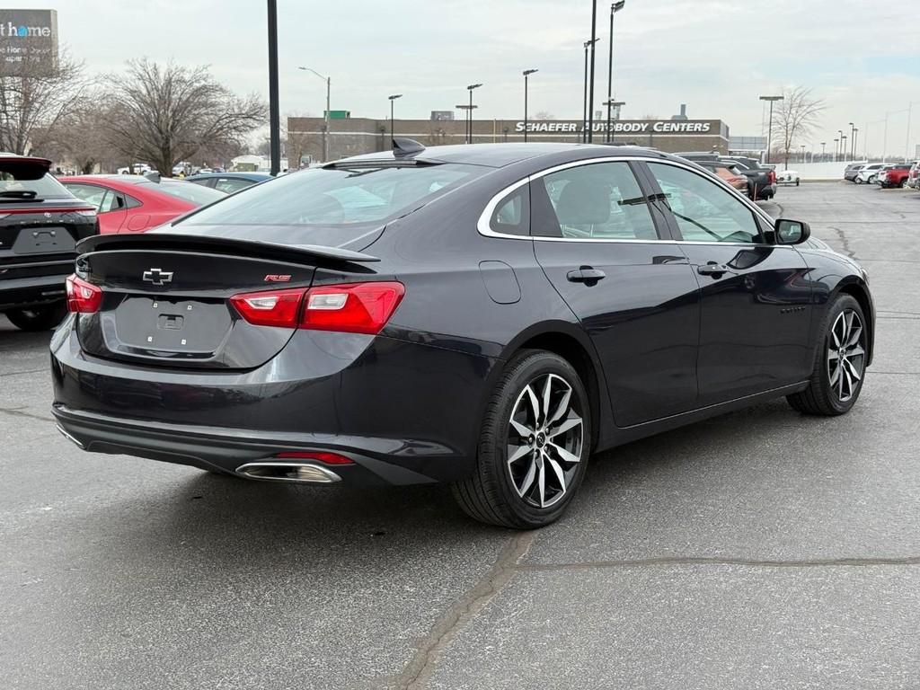 Chevrolet Malibu Vehicle Full-screen Gallery Image 03