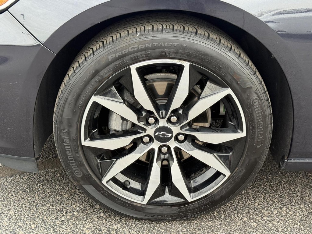 Chevrolet Malibu Vehicle Full-screen Gallery Image 07