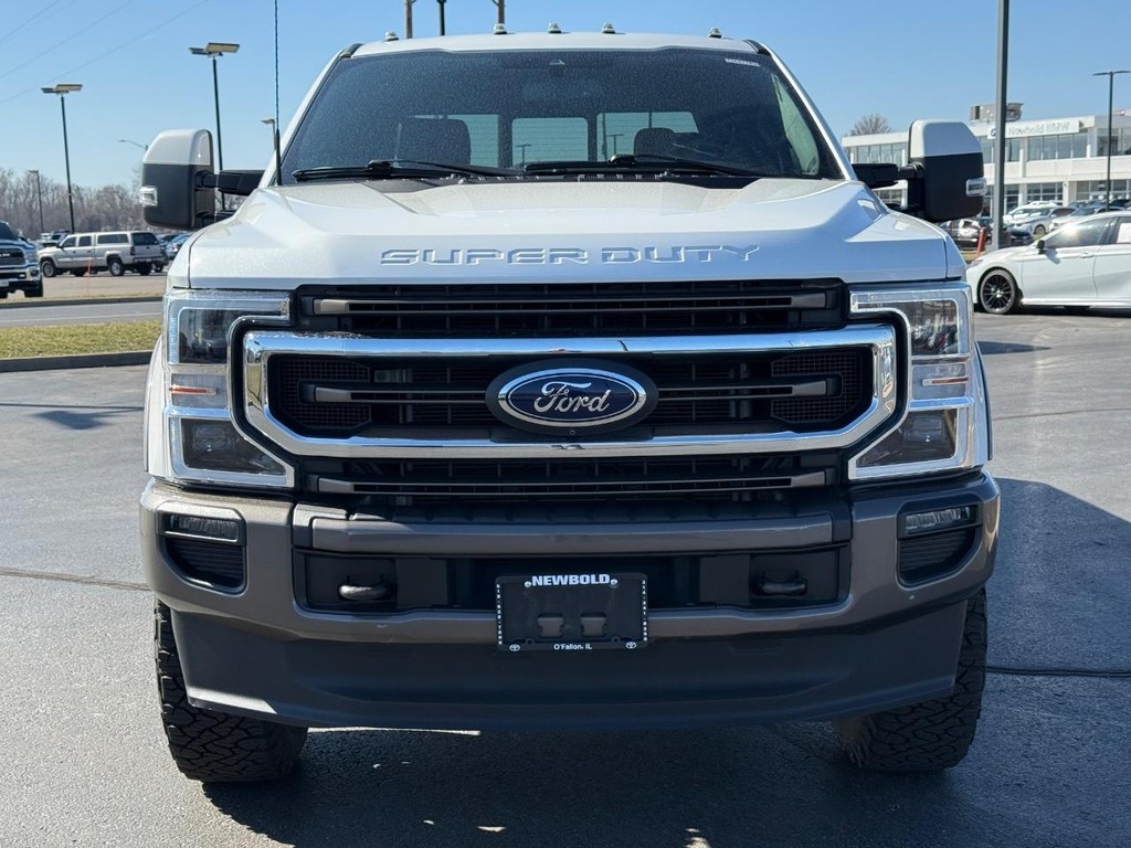Ford Super Duty F-250 SRW Vehicle Full-screen Gallery Image 10