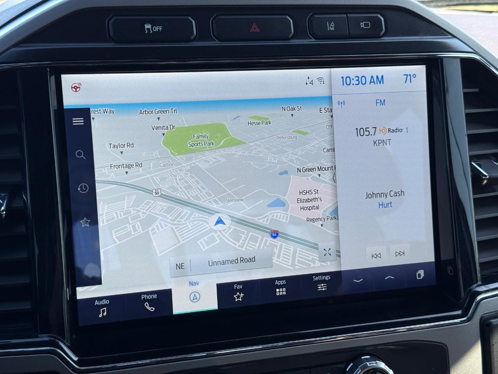 Ford Super Duty F-250 SRW Vehicle Full-screen Gallery Image 19