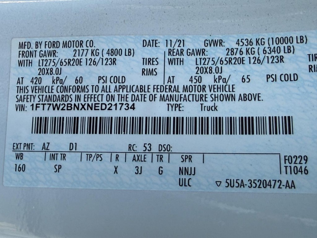 Ford Super Duty F-250 SRW Vehicle Full-screen Gallery Image 29