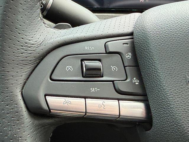 Cadillac XT4 Vehicle Full-screen Gallery Image 15