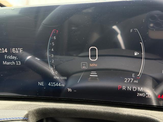 Cadillac XT4 Vehicle Full-screen Gallery Image 23