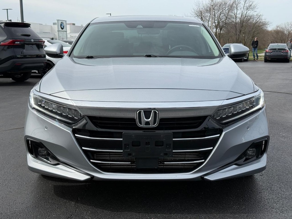 Honda Accord Sedan Vehicle Full-screen Gallery Image 09